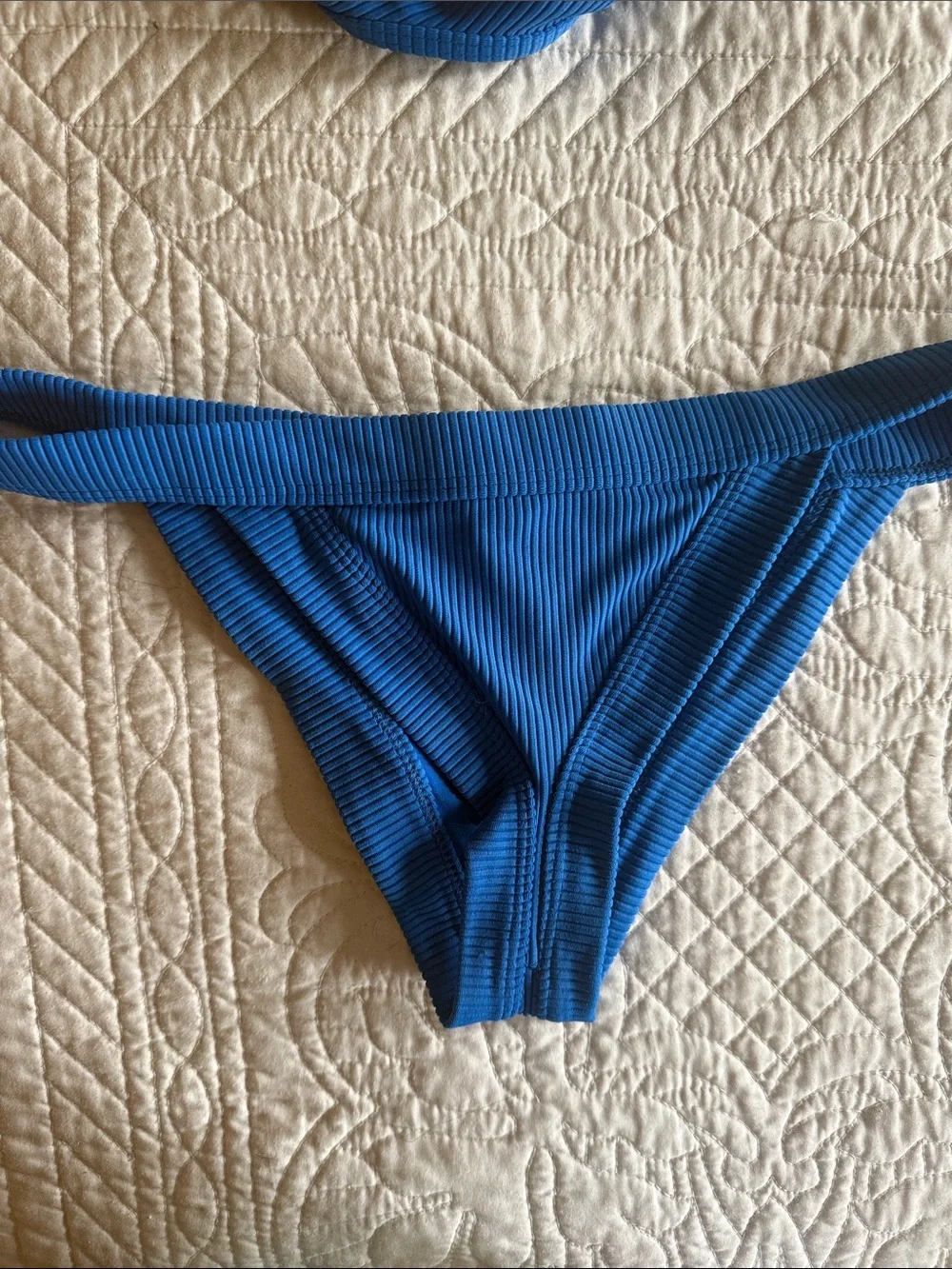 Frankie’s Blue Ribbed Women’s Two-Piece Swim Bikini Set- Top (M) Bottoms (L)